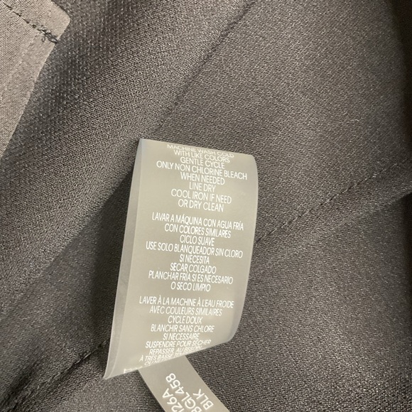 Calvin Klein Black Sleeveless V-Neck Blouse Size XL - Picture 9 of 10